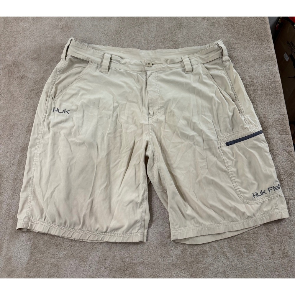 Huk Fishing cargo shorts Mens Size 2XL Cream performance Outdoors